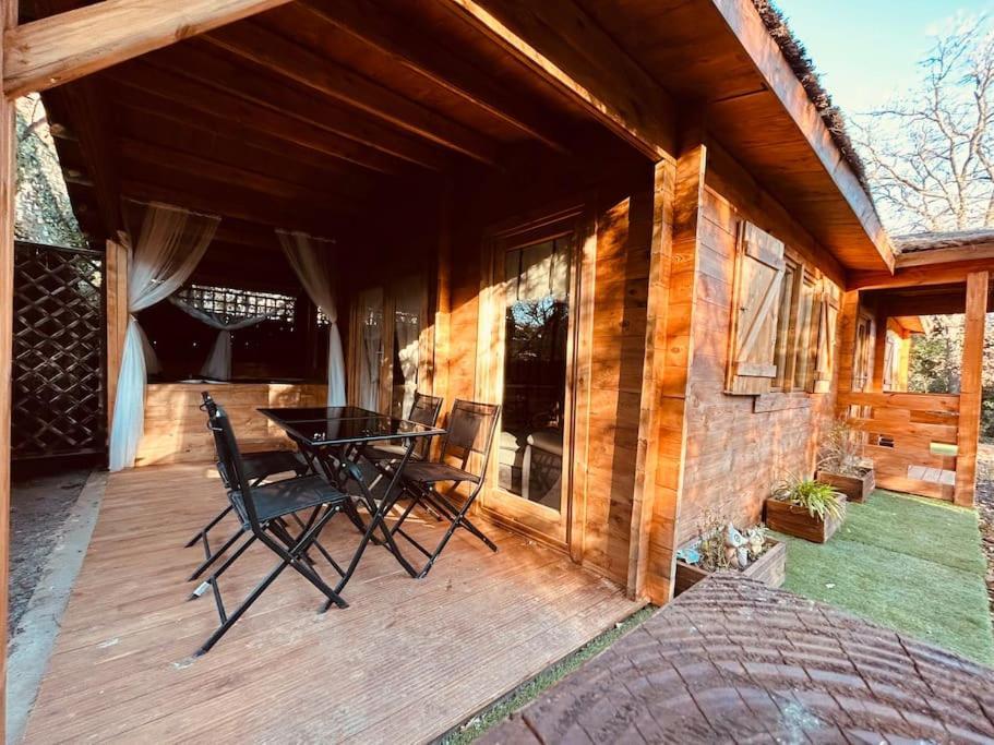 Chalet Bois Jacuzzi Bessan Dış mekan fotoğraf