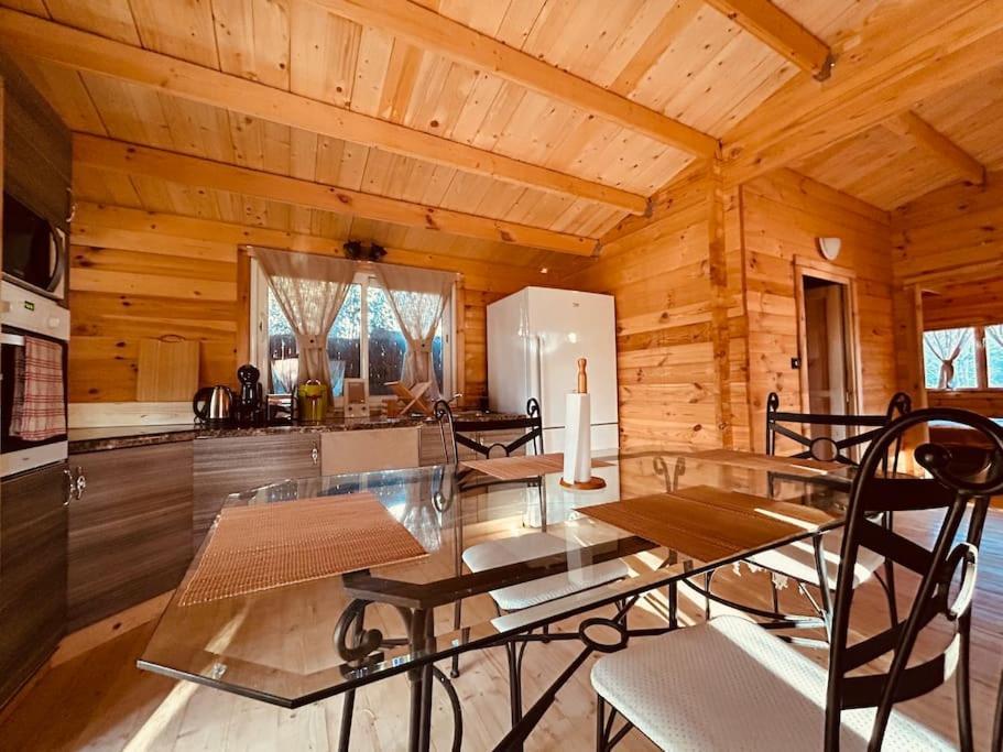 Chalet Bois Jacuzzi Bessan Dış mekan fotoğraf